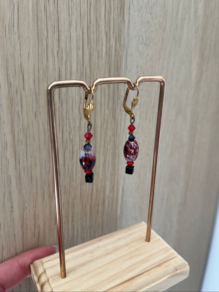 Boucles d'oreilles rouge et noire - photo numéro 3