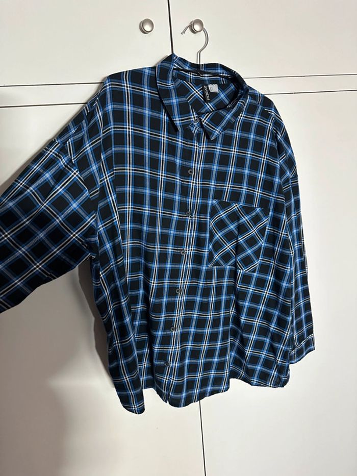 H&M - Divided - Chemise bleu et noir - photo numéro 2