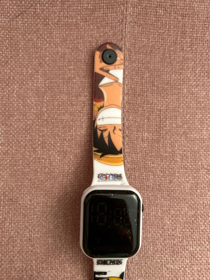 Montre numérique One Piece - photo numéro 3