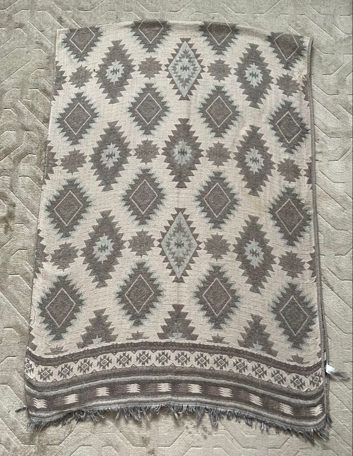 Écharpe Primark - photo numéro 2