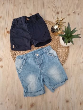 Lot de 2 shorts 12 mois