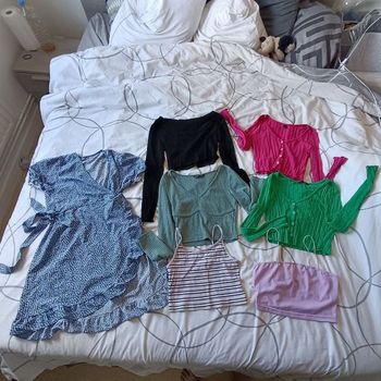 Lot vêtements taille xs