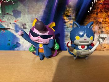 Lot 2 figurines yo kai Watch