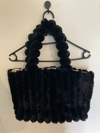 Sac noir moumoutte