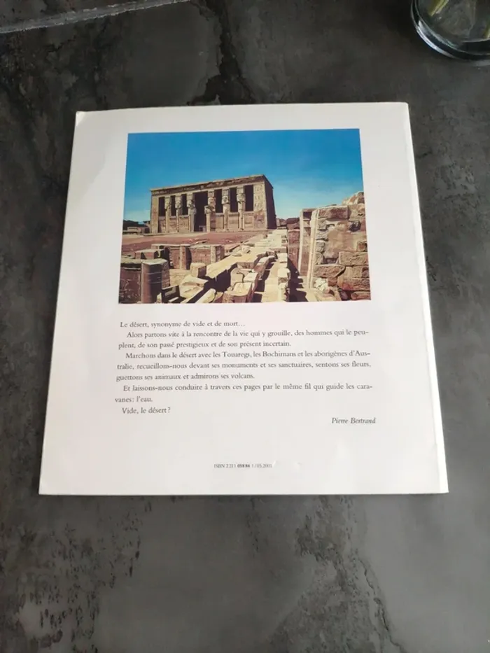 Livre vide, le désert ? - photo numéro 2