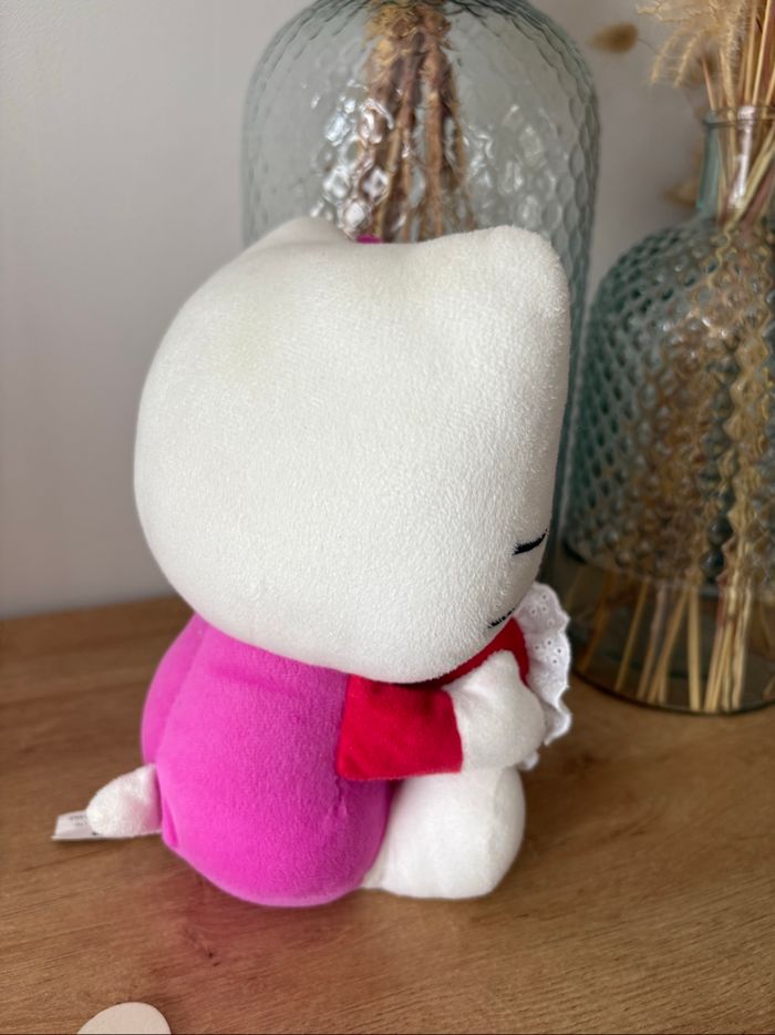 Peluche hello kitty 24 cm - photo numéro 6
