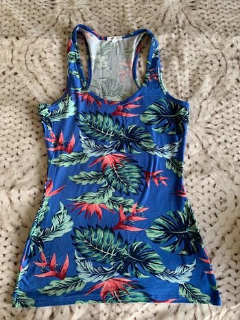 Débardeurs tropiques