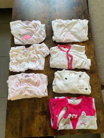 Lot de 7 pyjamas grenouillère bébé fille