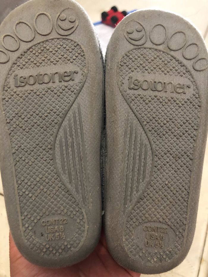 Chaussons 22 - photo numéro 3