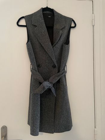 Robe tailleur sans manches 