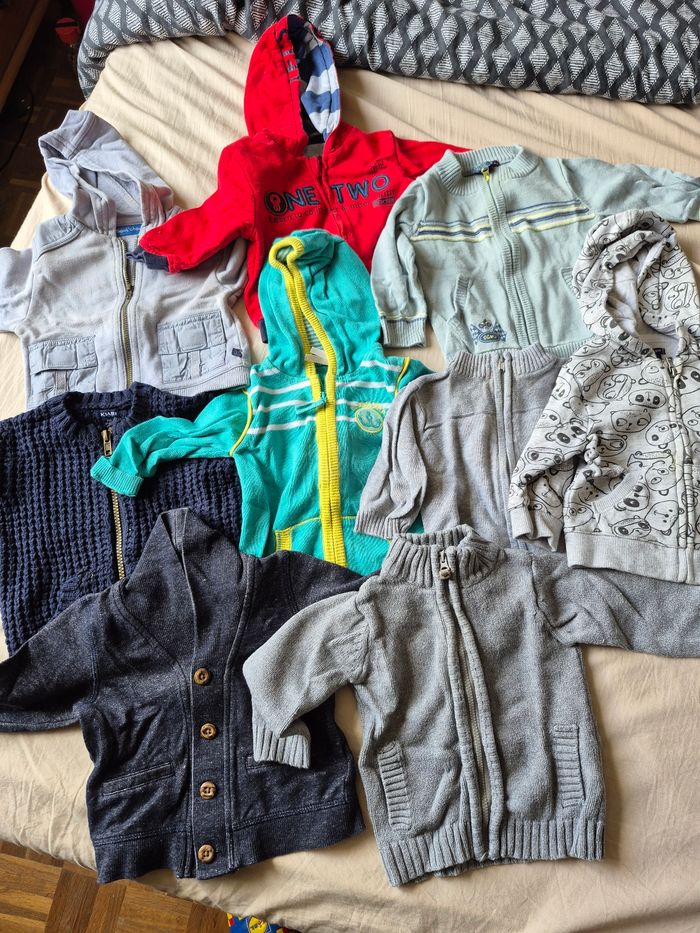 Lot de 45 vêtements 6mois garçon - photo numéro 5