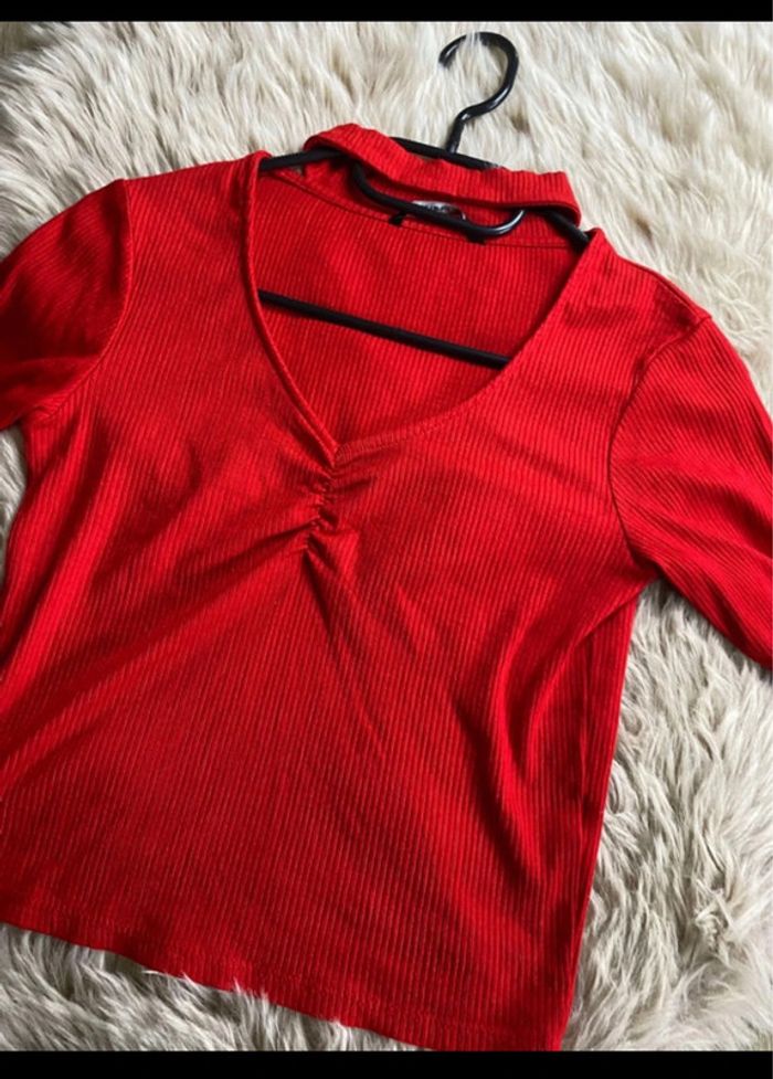 Top rouge Stradivarius Taille M / 38