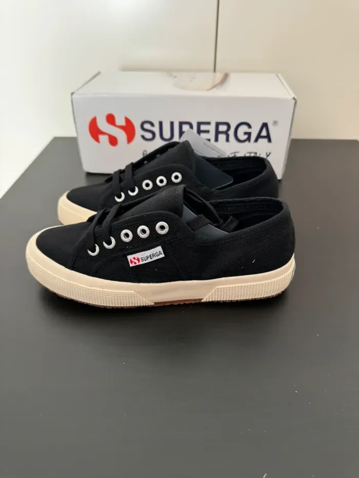 Superga 2750 COTU Classic black white taille 36 - photo numéro 2