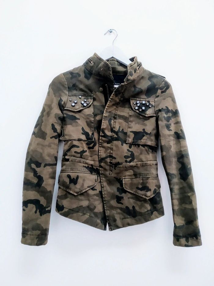 belle veste militaire Zara taille S