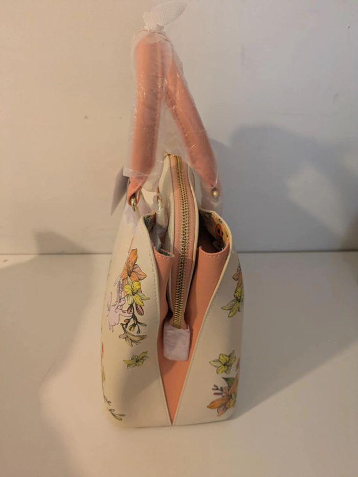 Sac bandoulière Loungefly Pokemon - Mew & Kanto - photo numéro 2