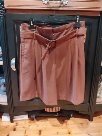 Short de "costume" taille haute marron