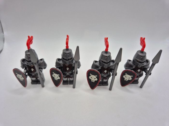 Figurines type lego 4 soldats chevaliers Du Loup - photo numéro 5