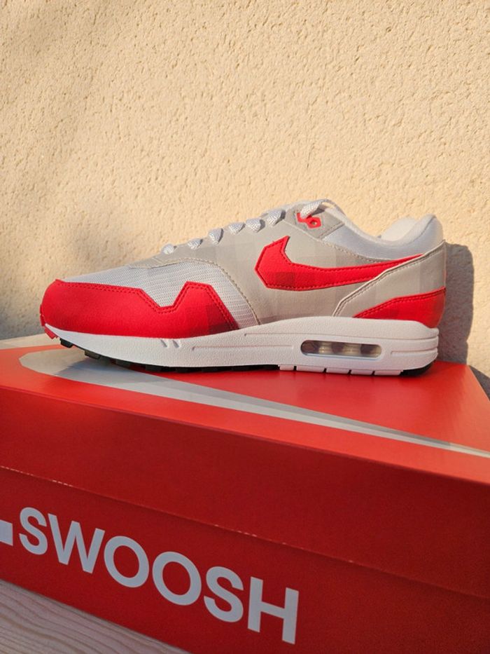 Nike Air Max 1 Swoosh Low Poly Taille 42,5 - photo numéro 2