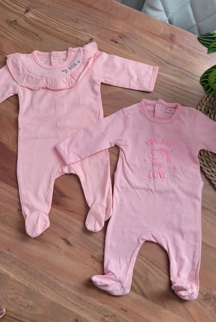 Lot de 2 pyjama Kiabi 1 mois - photo numéro 5