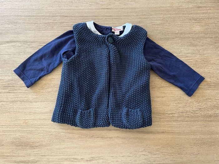 Ensemble teeshirt manches longues et gilet 6 mois