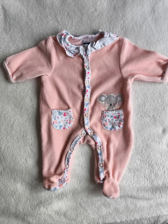 Pyjama 1 pièce 1 mois - photo numéro 3