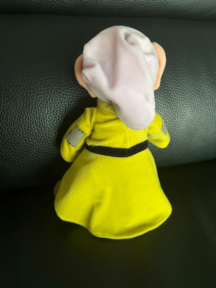 Peluche simplet de blanche neige et les sept nains, Disney store - photo numéro 2