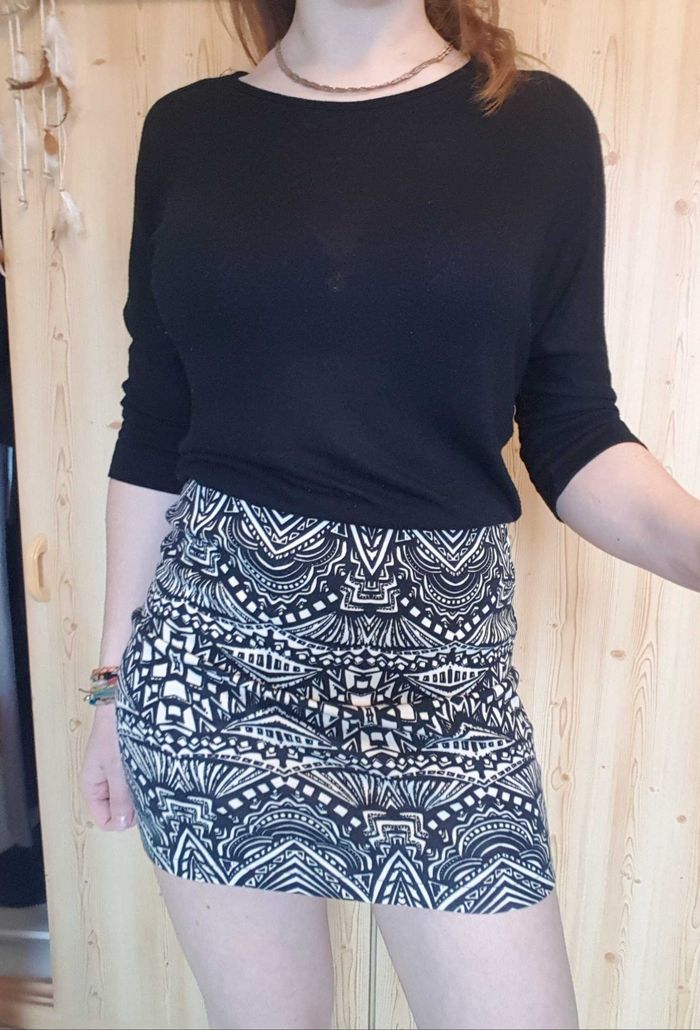 Jupe courte motifs éthniques