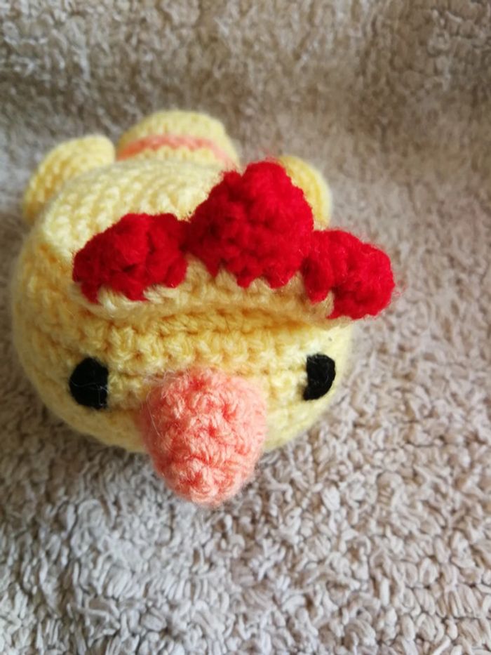 Poupée amigurumi poule fait main crochet - photo numéro 4