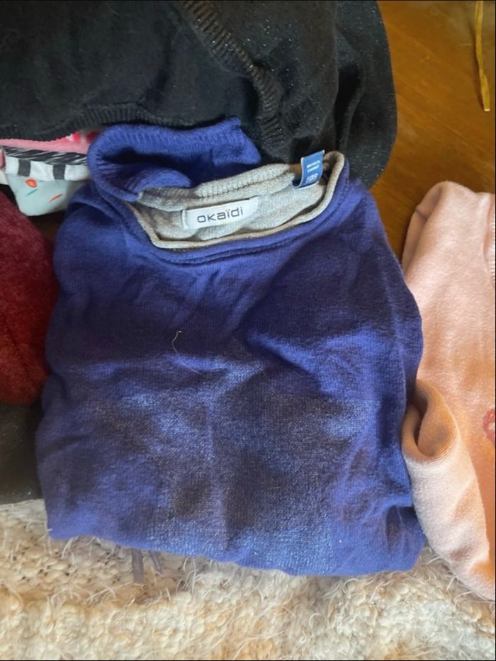 Lot vêtements 10 ans - photo numéro 2