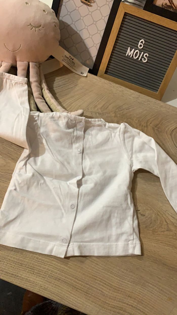 Teeshirt 6 mois - photo numéro 3