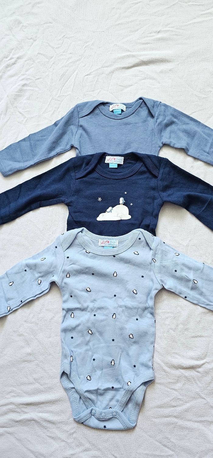 Lot de 3 bodies bébé à manches longues – Neufs – Thème hiver / pingouins