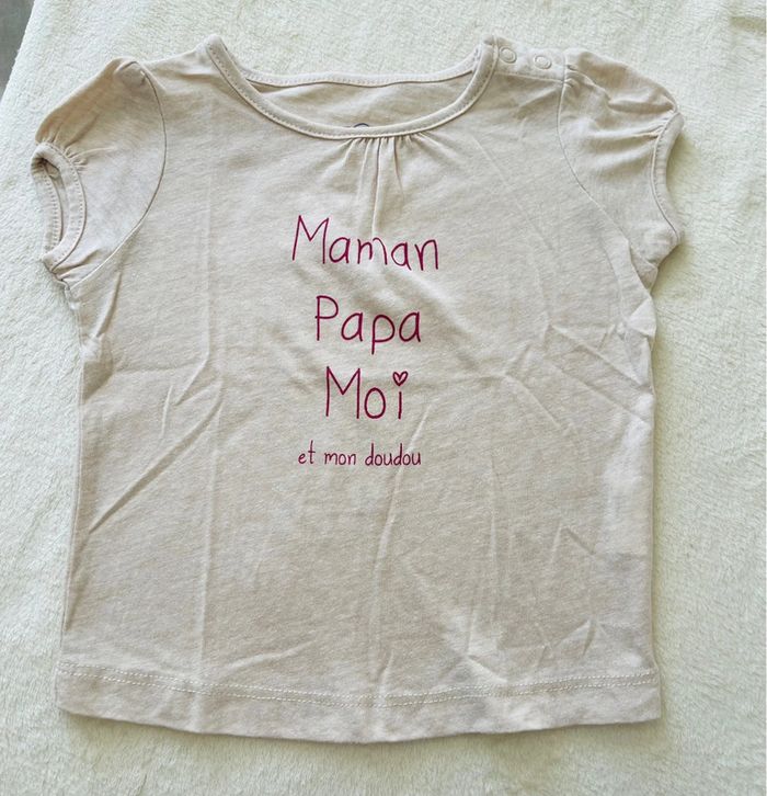 Tee shirt « maman papa moi et mon doudou » mots d’enfants 9mois 71cm