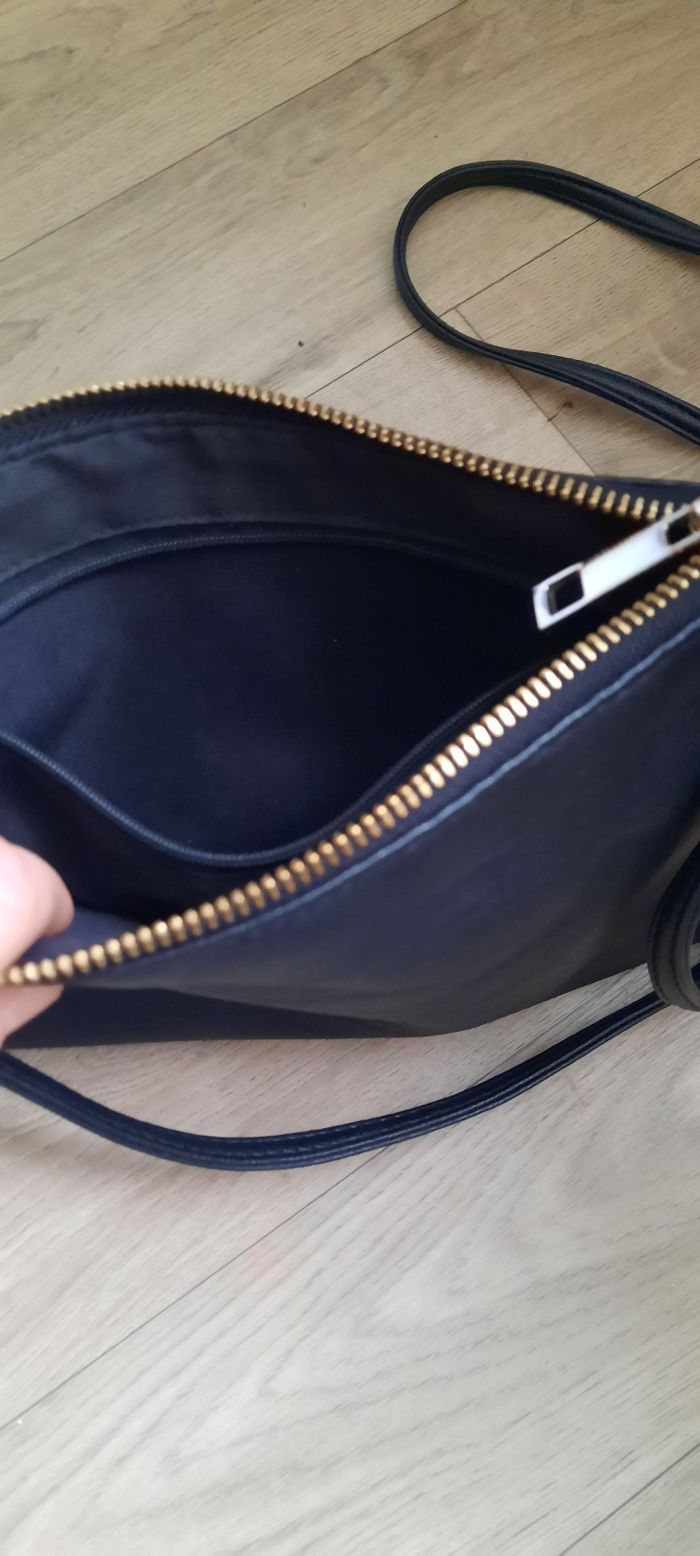 Sac à main bandoulière en cuire noir - photo numéro 5