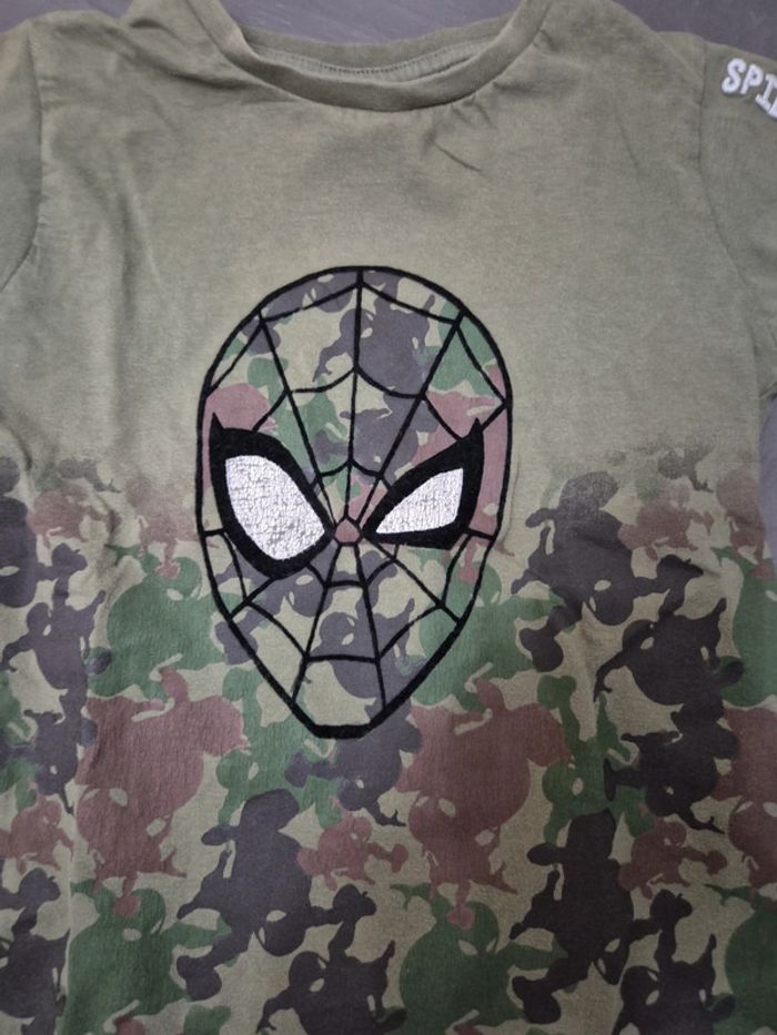 T shirt kaki spiderman - photo numéro 2