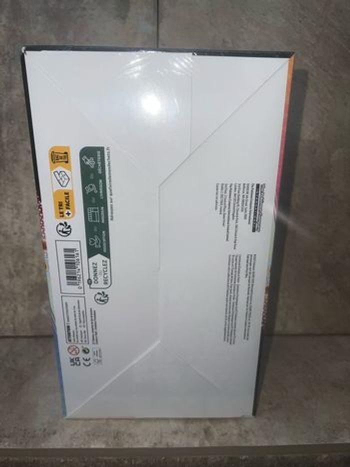 Display de boosters évolutions prismatiques EV8.5 - photo numéro 4
