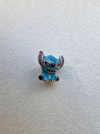 Charm stitch disney 