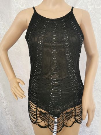 Top. Noir. Perles. Taille 38. Etam