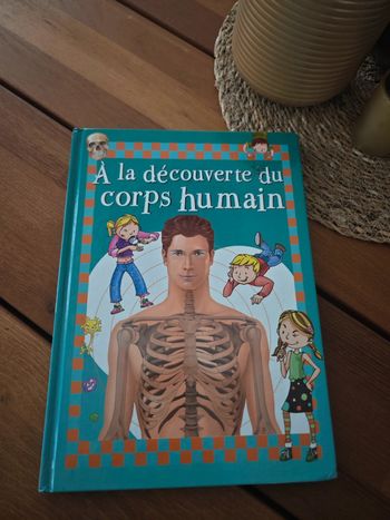 Livre à la découverte du corps humain