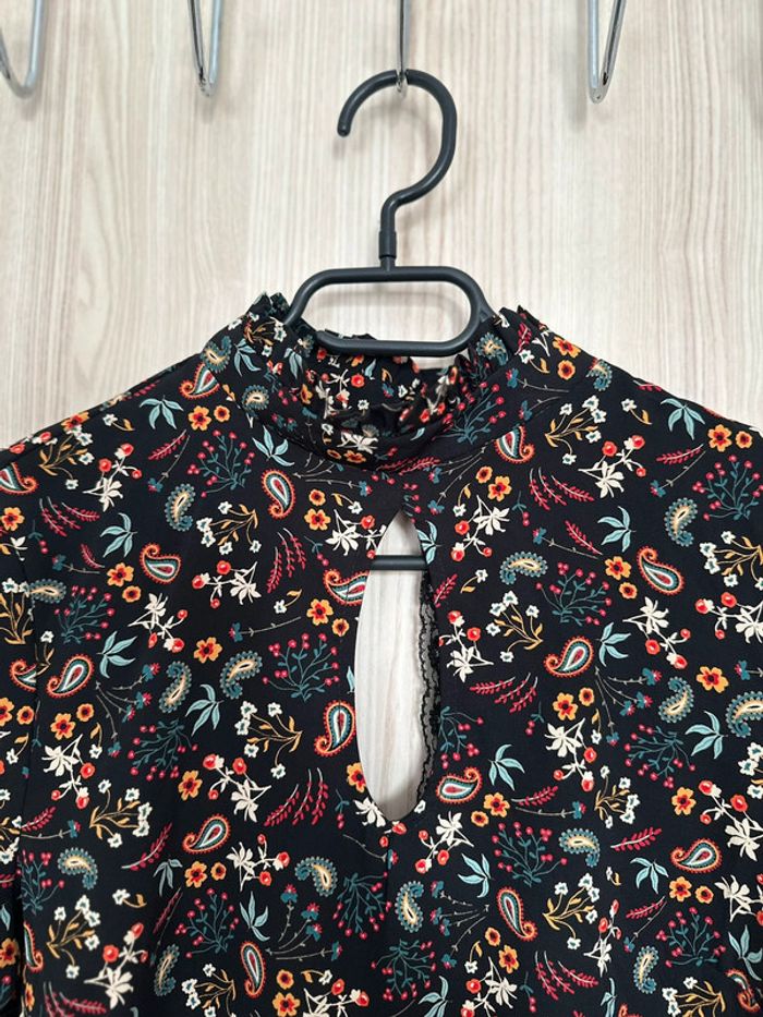 Blouse fleurie manches longues dos ouvert noir multicolore taille 38 Morgan - photo numéro 2