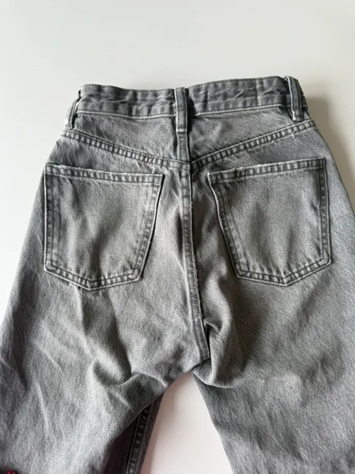 Jeans Zara gris taille 32 coupe droite - photo numéro 3