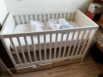 Lit bébé bon état