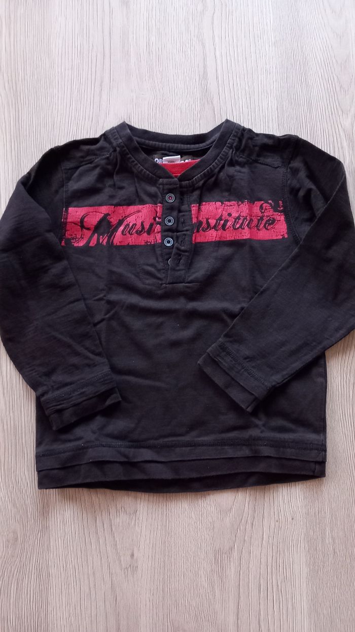 Lot T-shirts grandes manches 5 ans - photo numéro 8