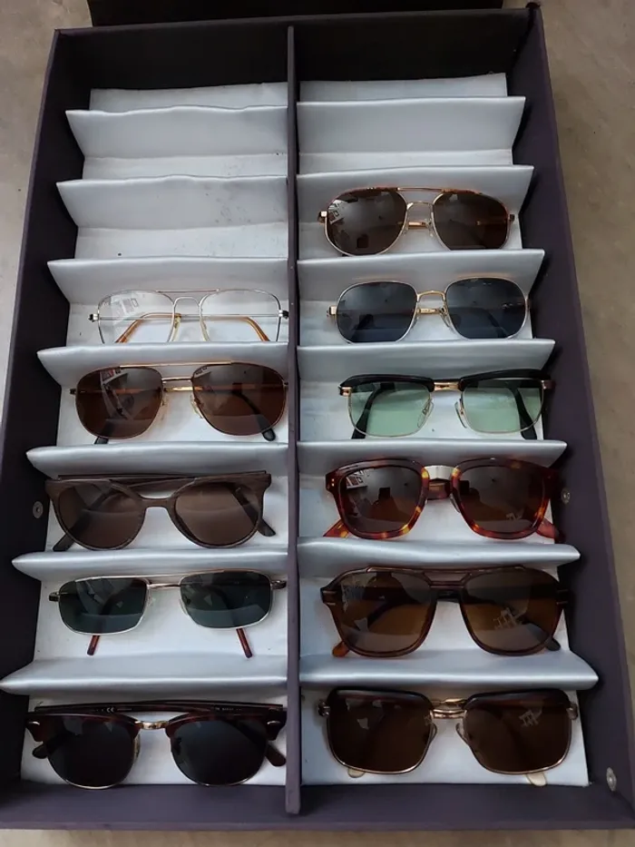 Lot 11 paires de lunettes solaires hommes