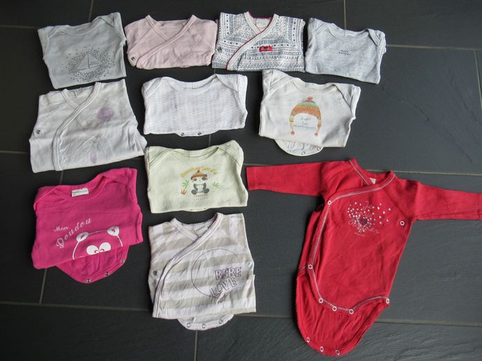 Lot de 77 vêtements fille 3 mois + chaussettes - photo numéro 6