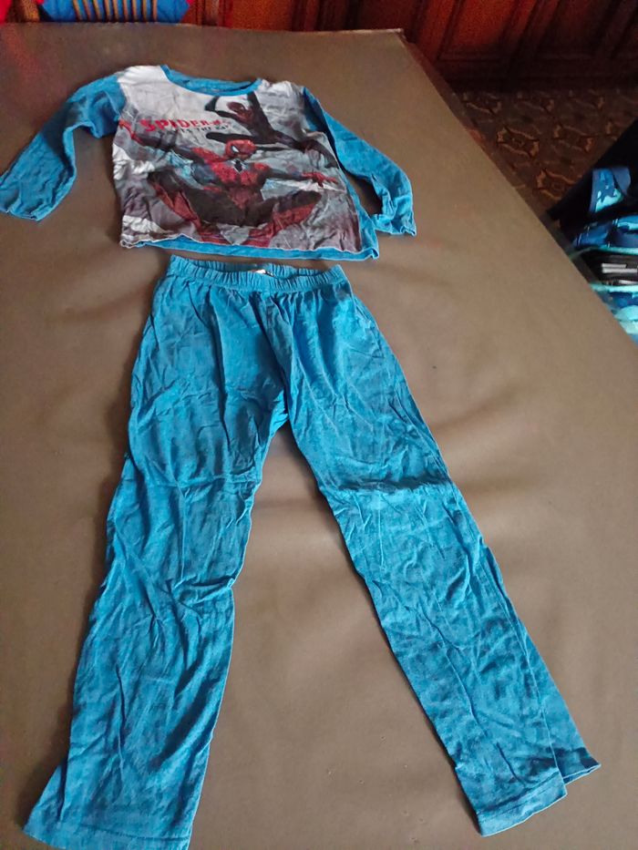 Pyjama garçon fin 5.6 ans