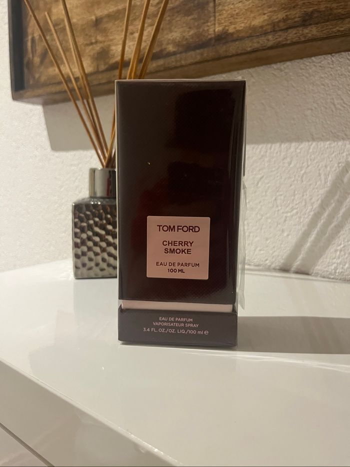 Tom Ford Cherry Smoke