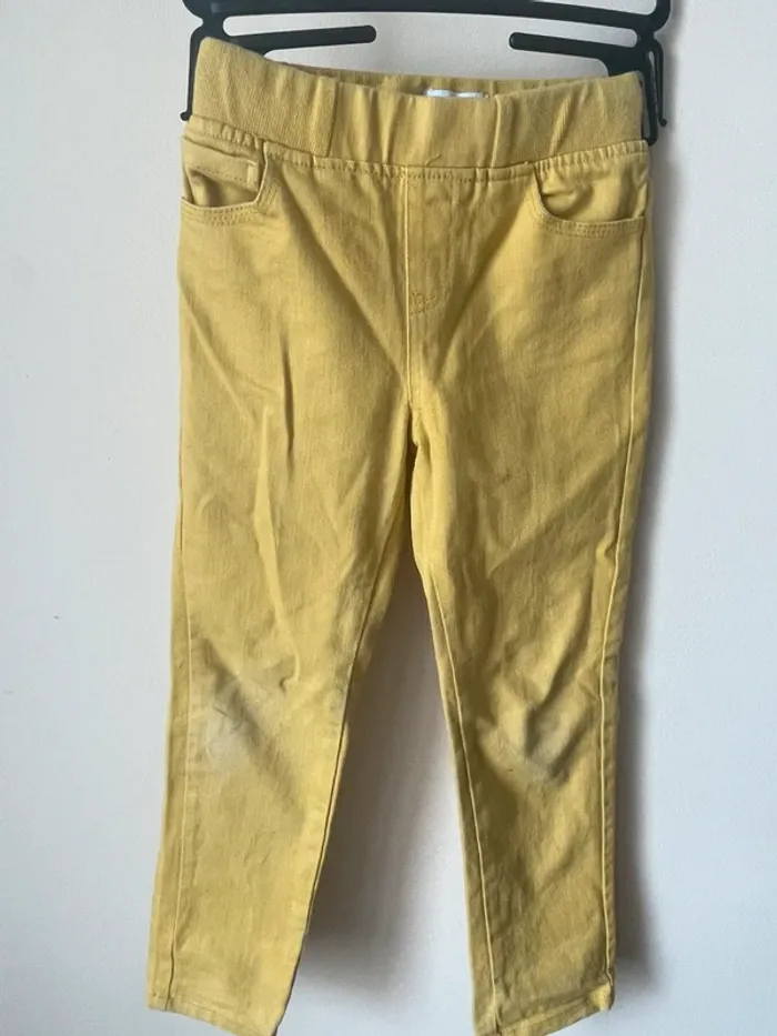 Pantalon slim jaune