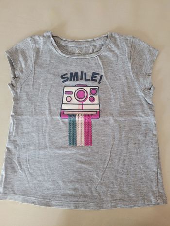 T-shirt taille 4/5 ans