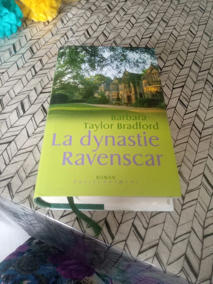 Roman : " La dynastie Ravenscar ".