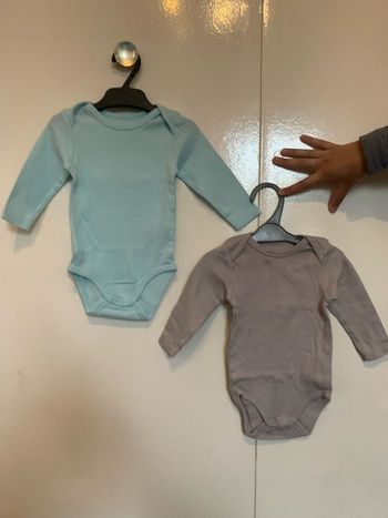 Lot body 6 mois mixtes